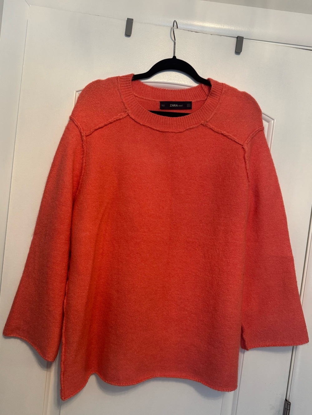 Zara knit sweater size L